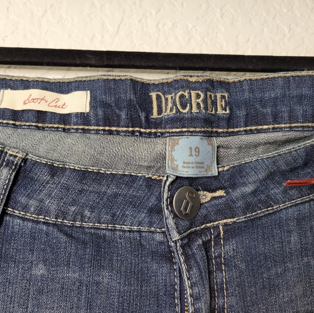 Jeans - Picture 7 of 9